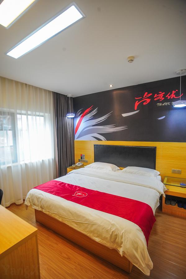 Thank Inn Chain Hotel Hunan Changsha Furong District Railway Station Eksteriør bilde
